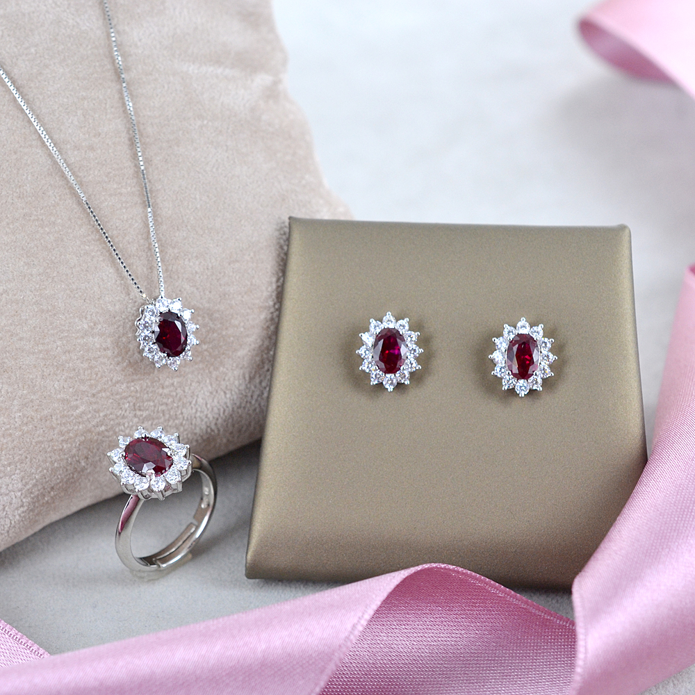 Anello rosetta in argento e zircone rosso rubino Gioielloro La tua gioie