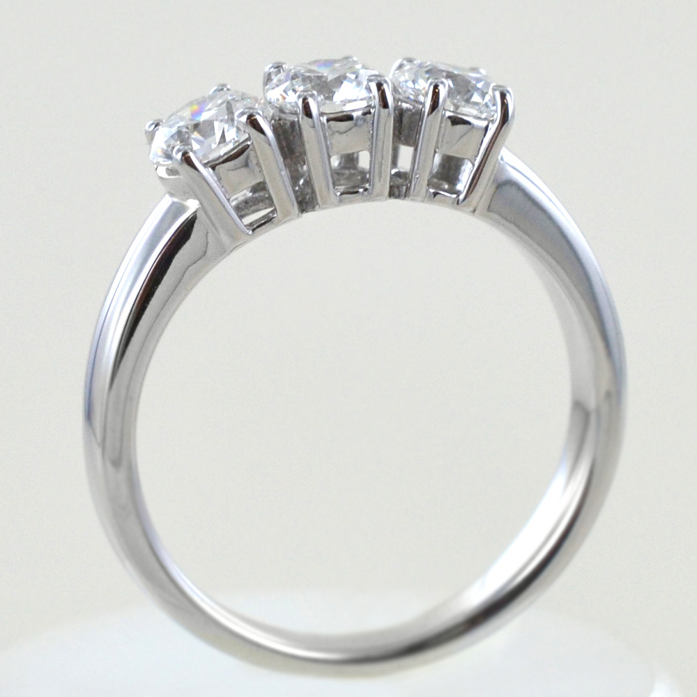 Anello Trilogy Grande Con Diamanti 1 20 Ct Certificato IGI Gioielloro