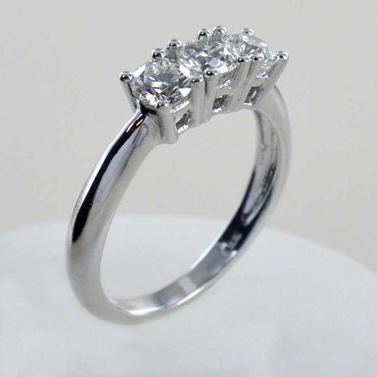 Trilogy hotsell 5 diamanti