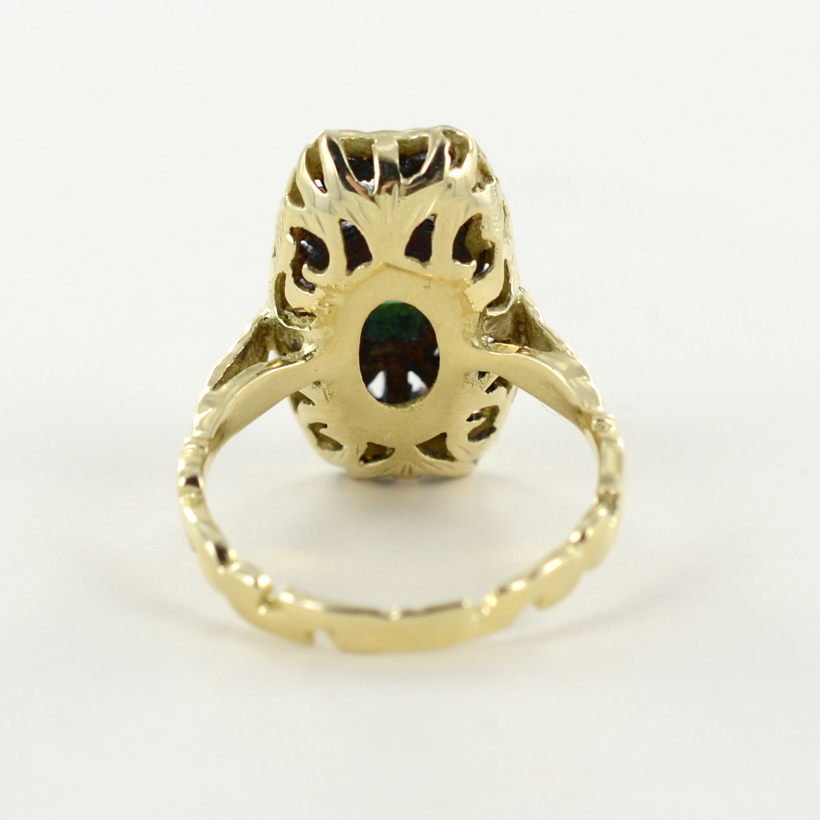 anello oro giallo con smeraldo