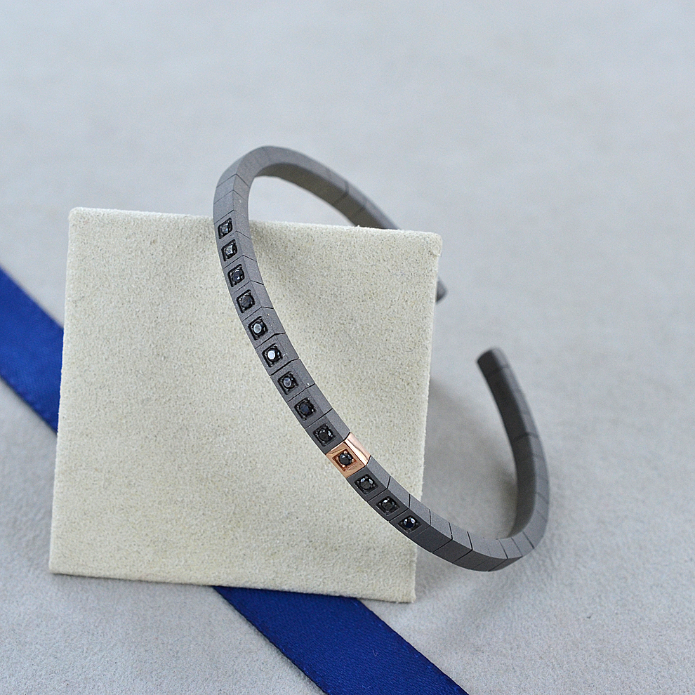 Bracciale Magnetico In Titanio Nero - 44 Magneti Al Neodimio