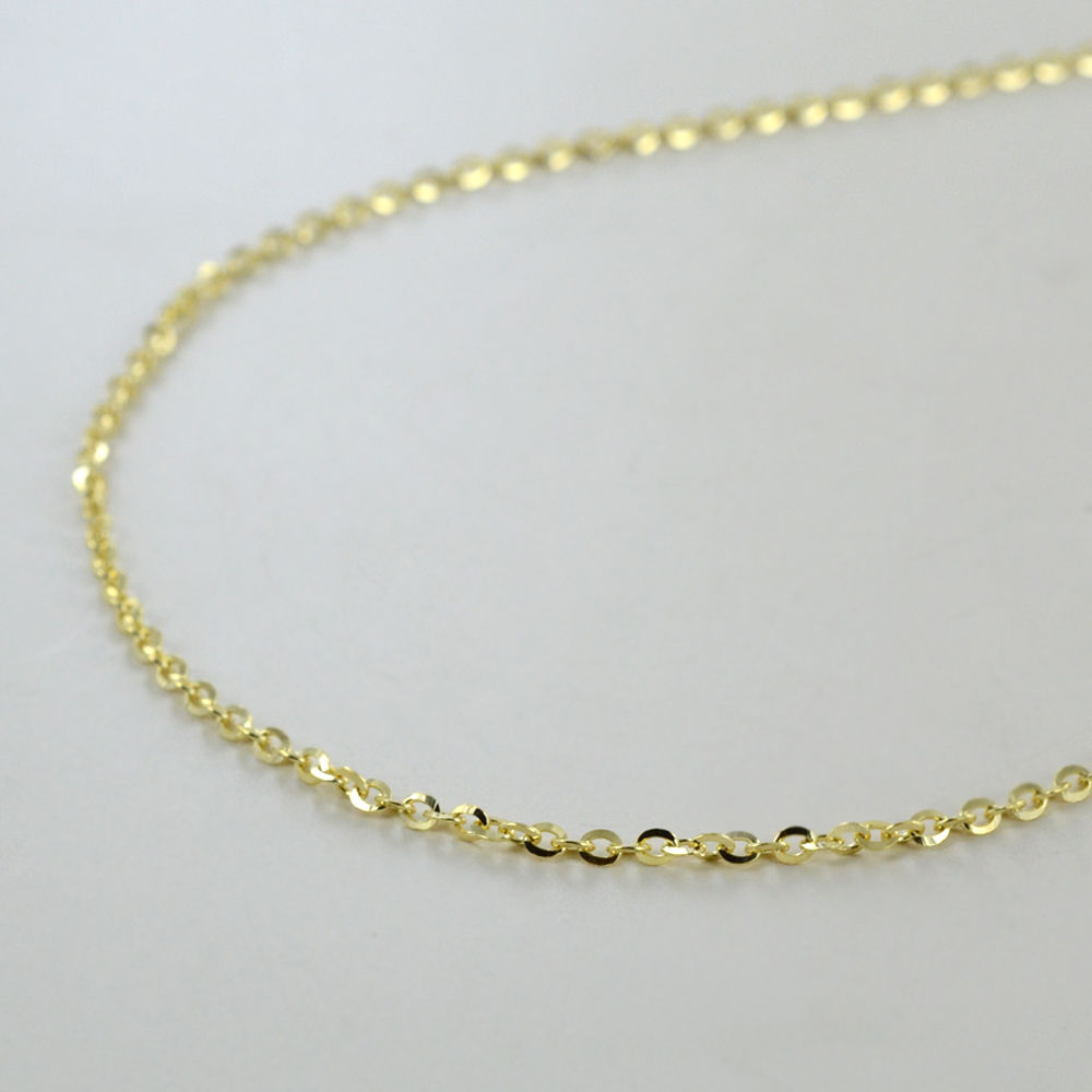 CARISSIMA Collana Oro Giallo 9 Ct Con Ciondolo Sfera A Maglia Diamantata - 46 Cm, Elegante, Regalo In Confezione Lusso