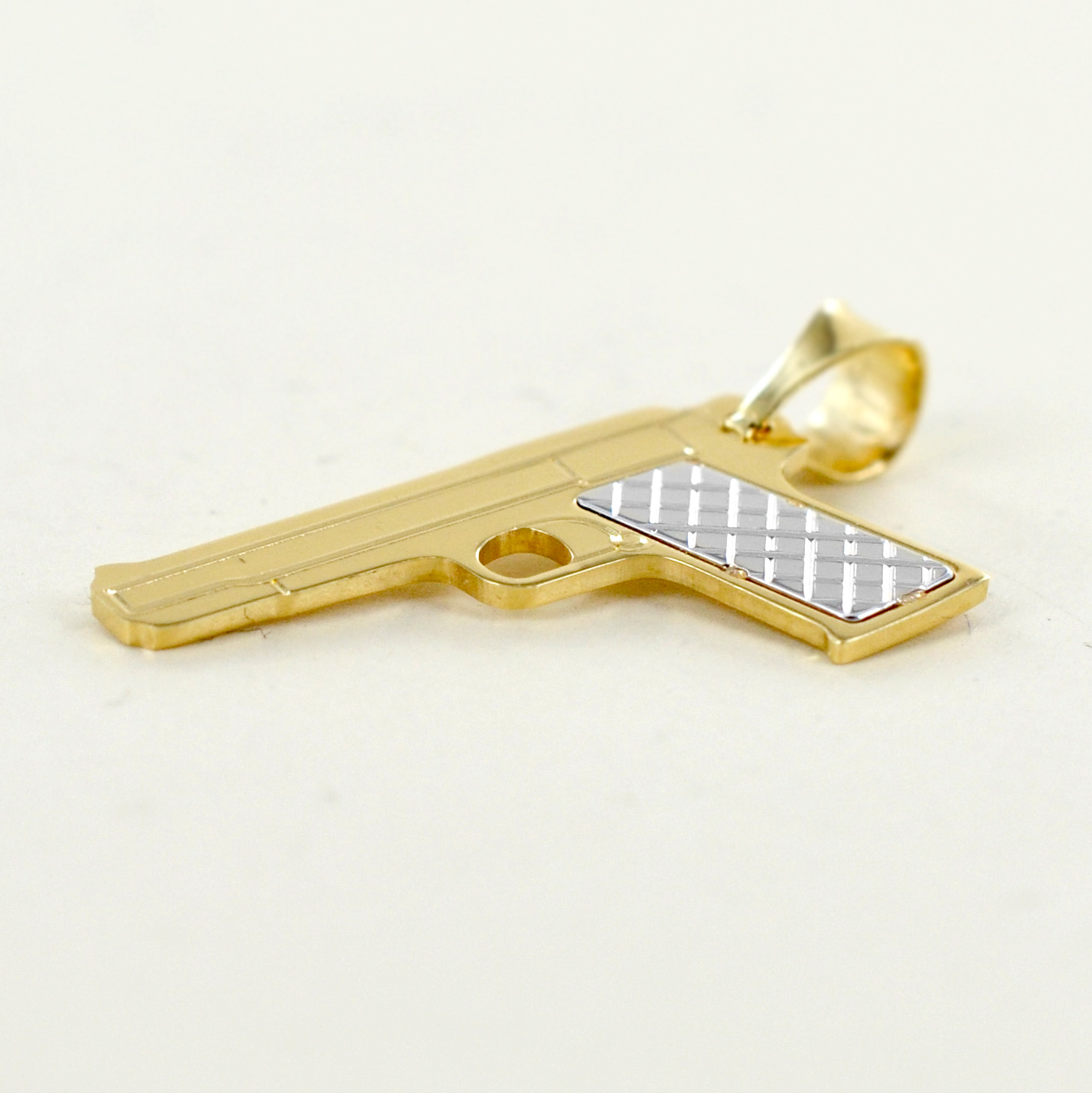 Ciondolo Pistola Uomo In Argento 925 Placcato Oro Bianco Con Diamante Creato In Laboratorio 2 Ct