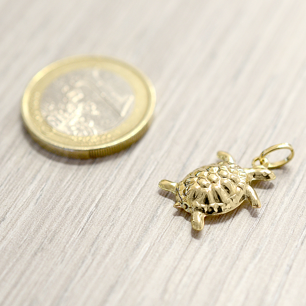Ciondolo Argent0 925 Hawaiiano 3D Placcato Oro Giallo, Tartaruga Marina Sotto Palma. Stile Charm, Nuovo Senza Etichette.