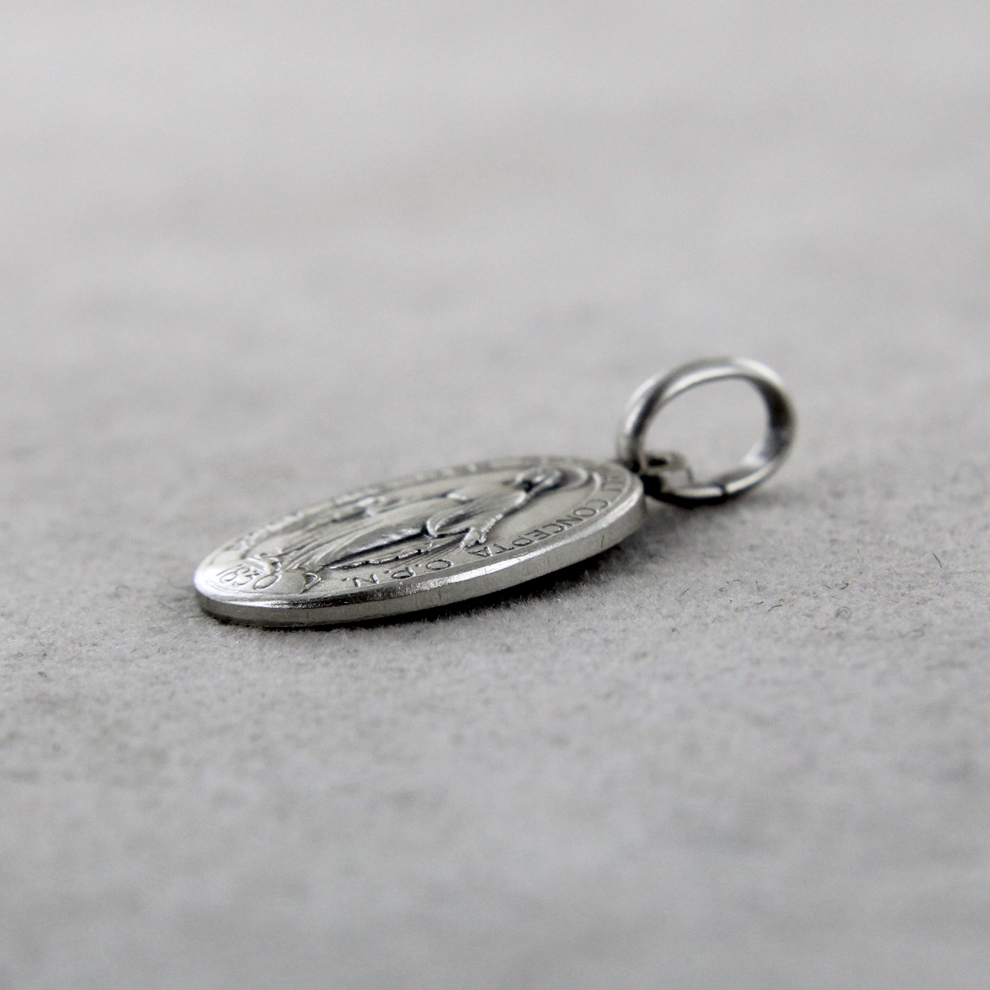 Medaglia cristiana religiosa di San Sebastiano in argento sterling 925, ciondolo patrono cristiano - Italia