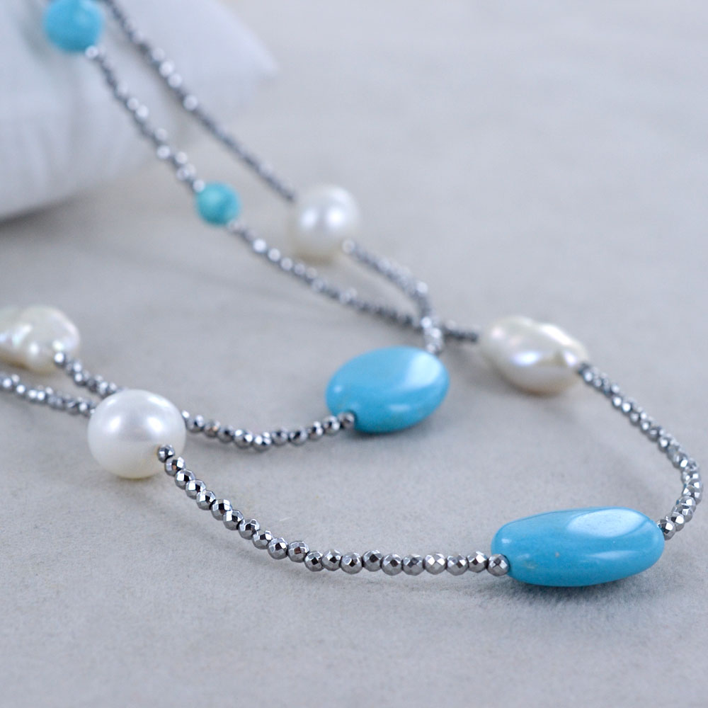 Collana a quattro fili in Pasta di Turchese, Perle ed Acquamarina, con composizione laterale artigianale in Argento - Della Rovere