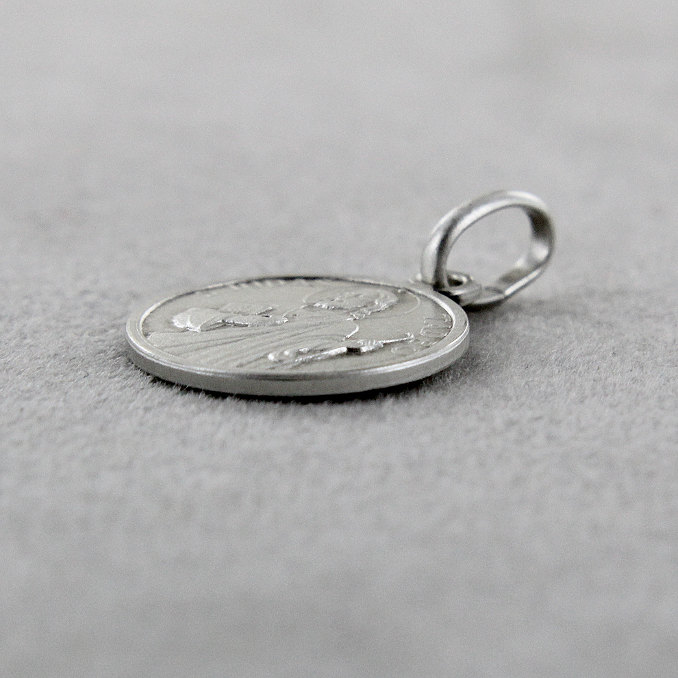Tata Gisèle - Ciondolo Rotondo In Argento Rodiato 925 Con Iniziale Incisa. Diametro 12 Mm. Venduto Senza Catena. Scegli La Tua Lettera! - 2